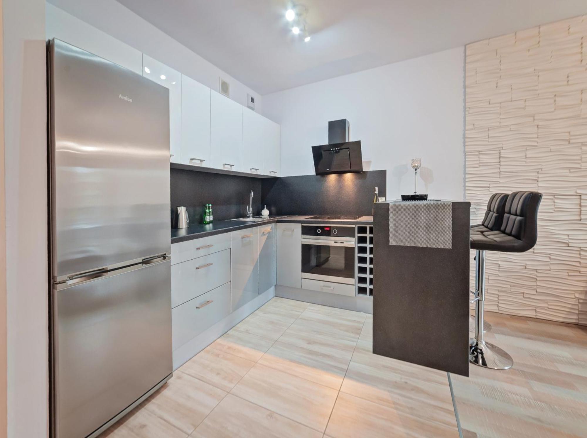 Apartamenty Homely Place Casa Verona - Stary Rynek - Parking 波兹南 客房 照片