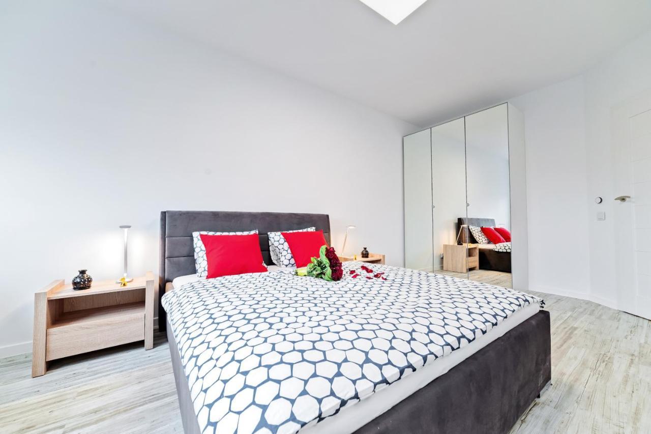 Apartamenty Homely Place Casa Verona - Stary Rynek - Parking 波兹南 外观 照片