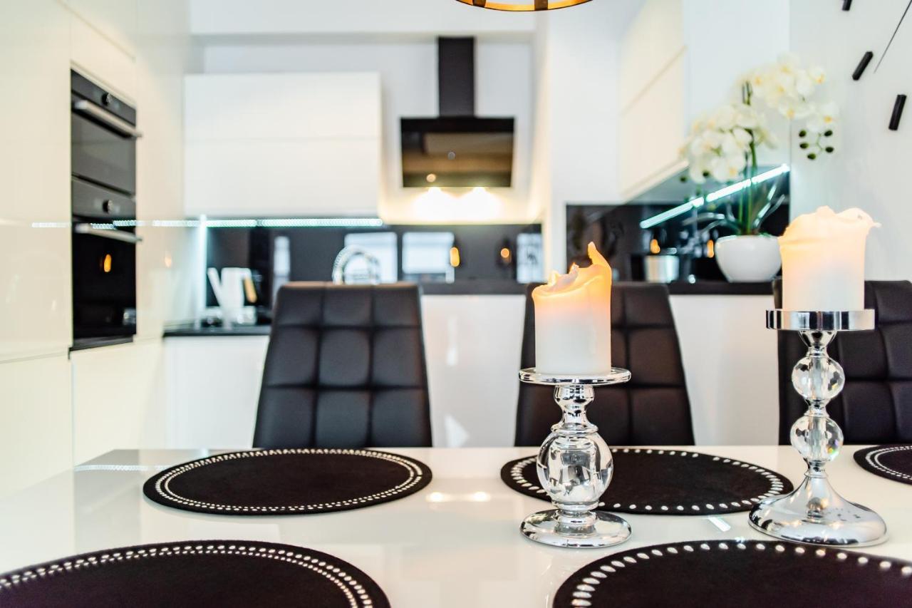 Apartamenty Homely Place Casa Verona - Stary Rynek - Parking 波兹南 外观 照片